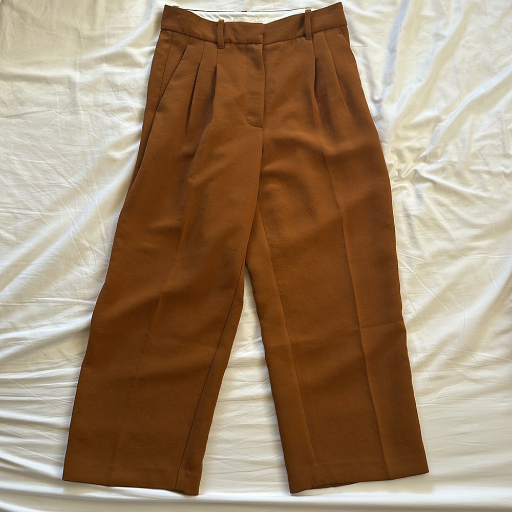 Aritzia Wilfred effortless crop pants